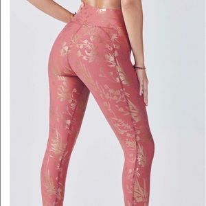 Fabletics high waisted powerhold 7/8 leggings